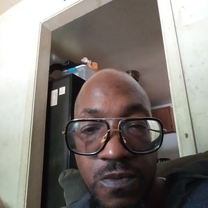 Meet your Posher, Dee